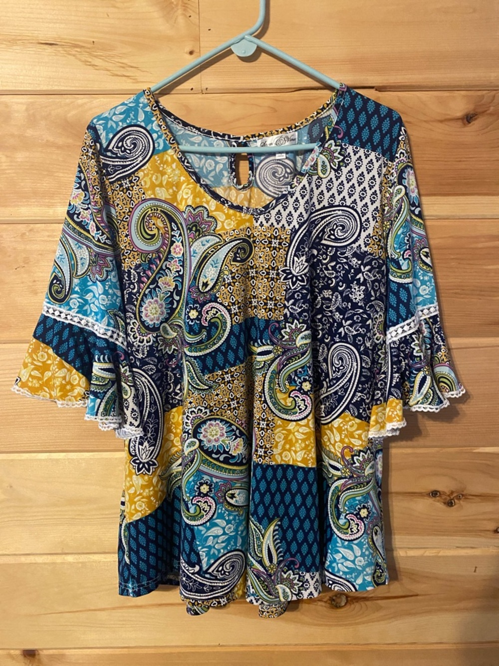 $15-2X Stem & Vine Women’s Paisley Patchwork Flutter Sleeve Top Multicolor